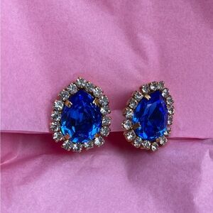 Incredible RARE 1995p Barbie collection earrings